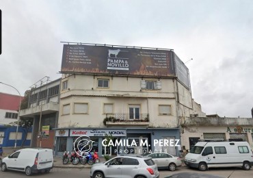 En block o separadas, planta baja y planta alta.